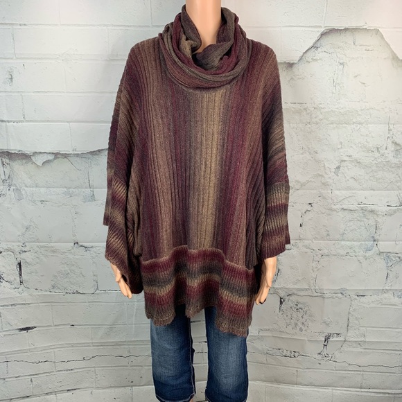 Patrizia Luca Sweaters - Patrizia Luca poncho style Sweater Top. NEW!